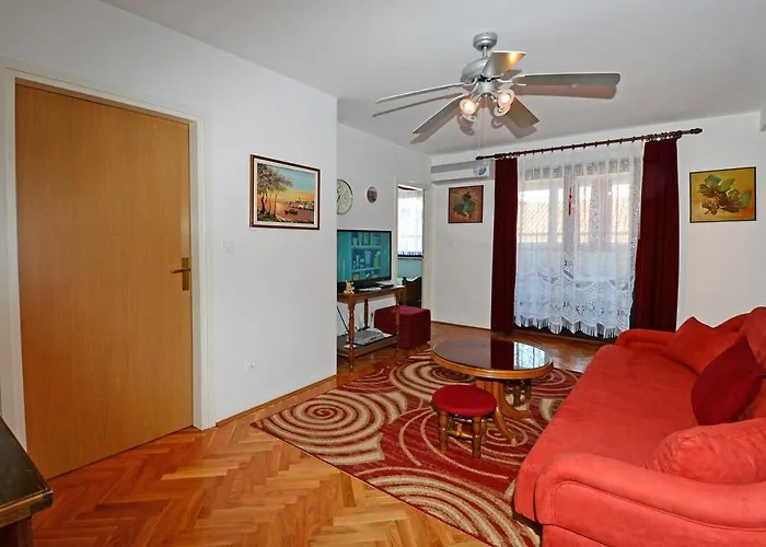 Filipin アパート ポレッチ