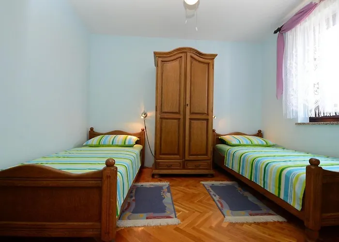 アパート Filipin